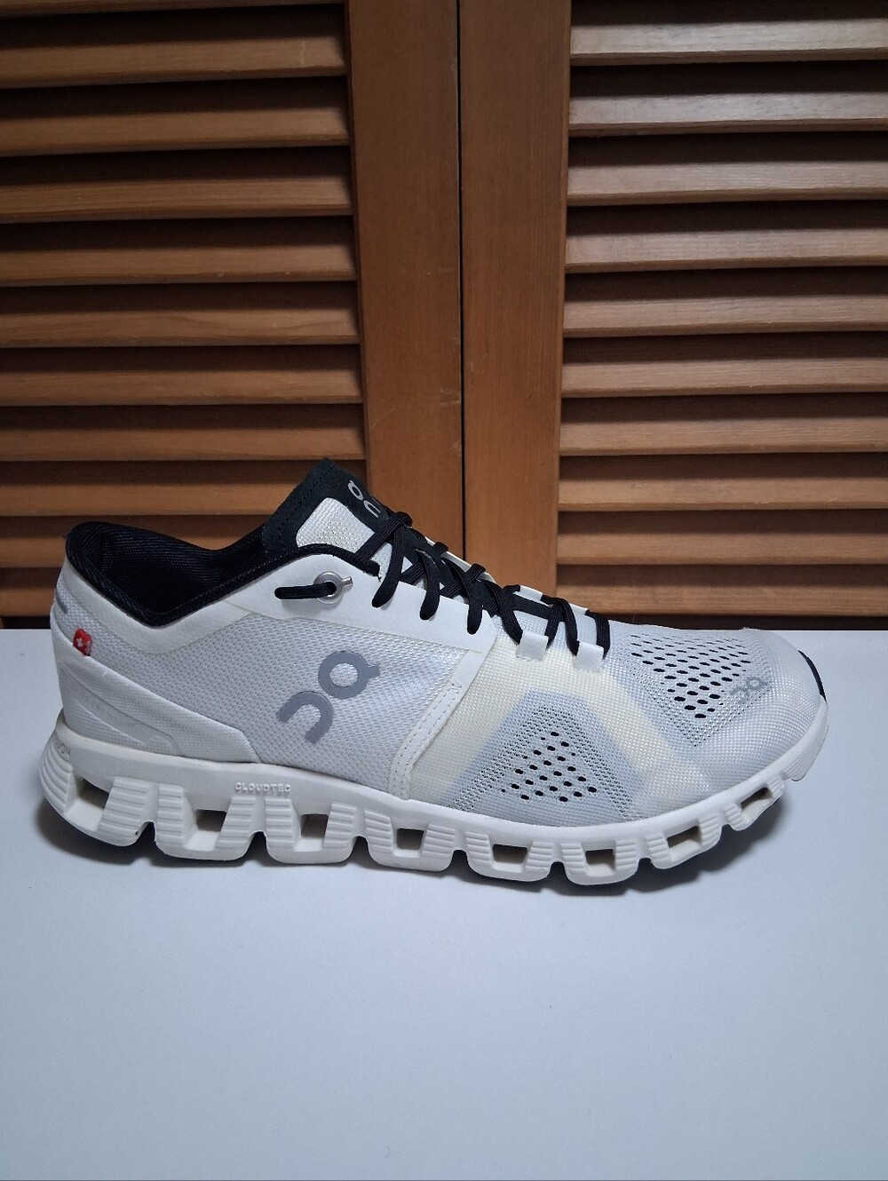 On Cloud X Women's Running Shoe * Size: 8